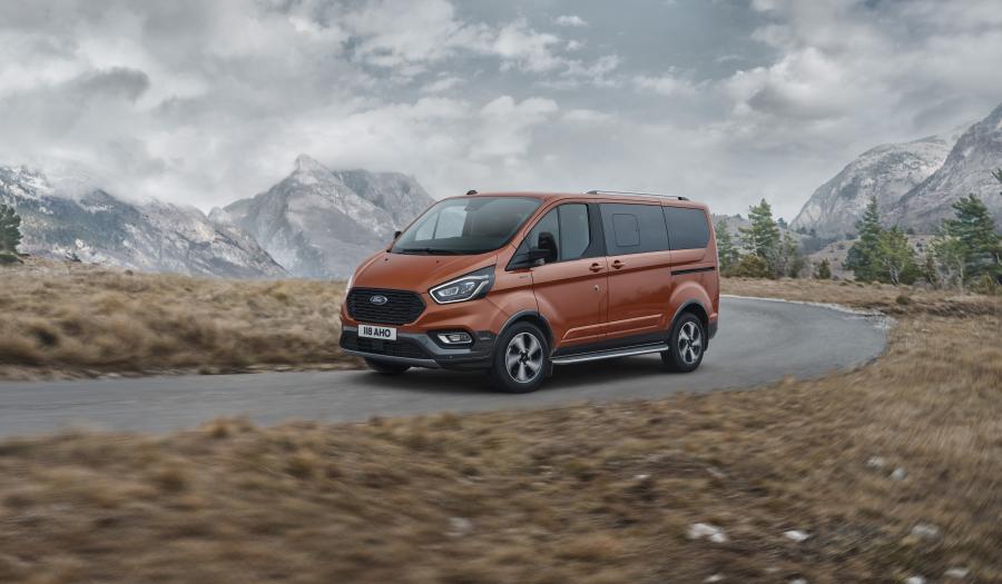  Ford Tourneo Custom Active 2020 года  (EU) (фото 6 из 10)
